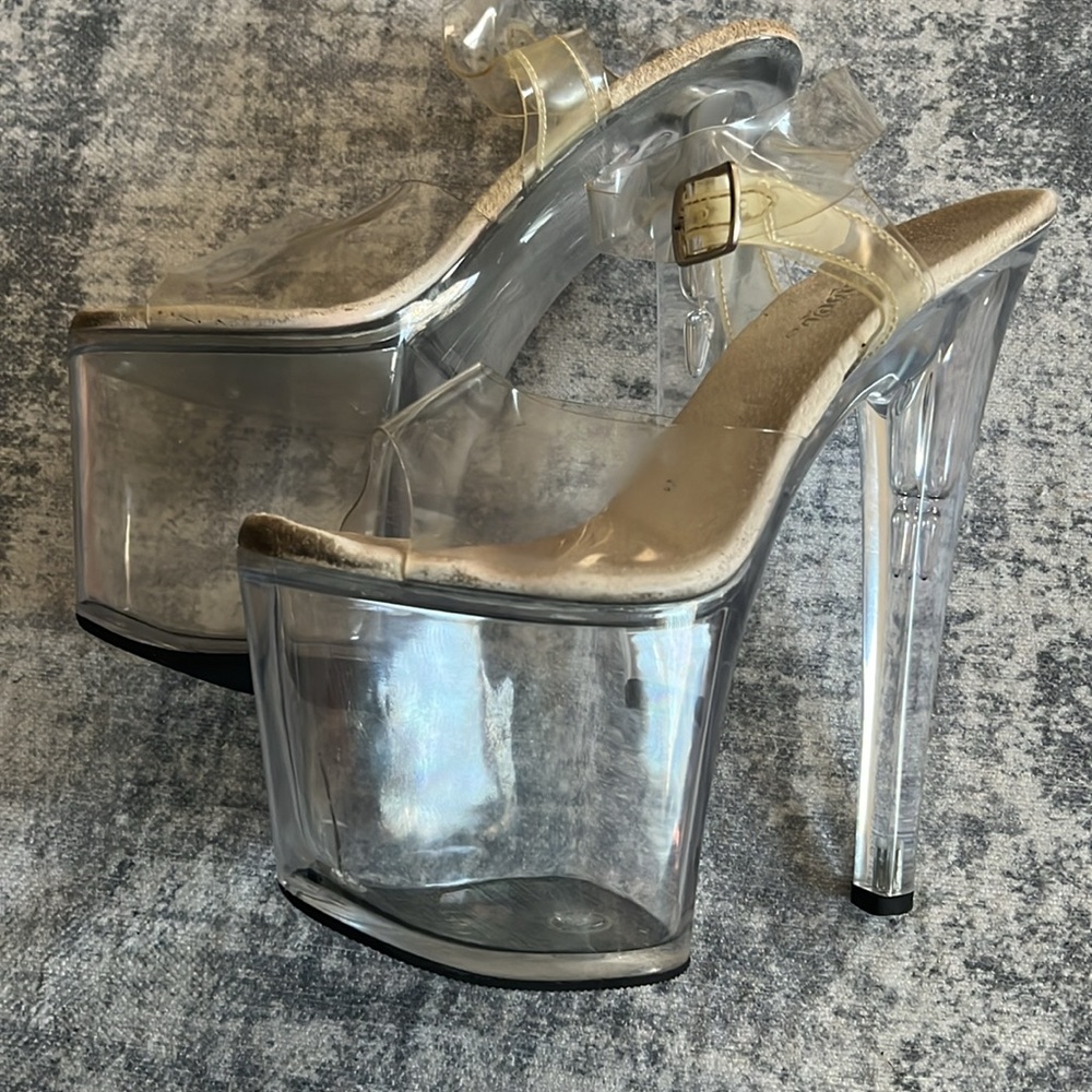 Elegant Clear 8” Pleaser Platform Heels in sz 8